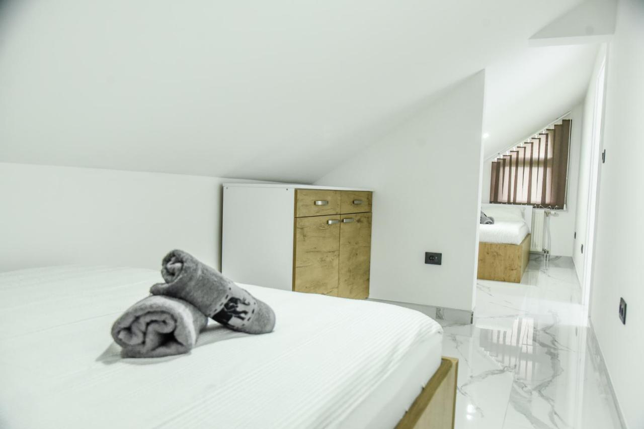Luxury Villa M&B Тузла Экстерьер фото